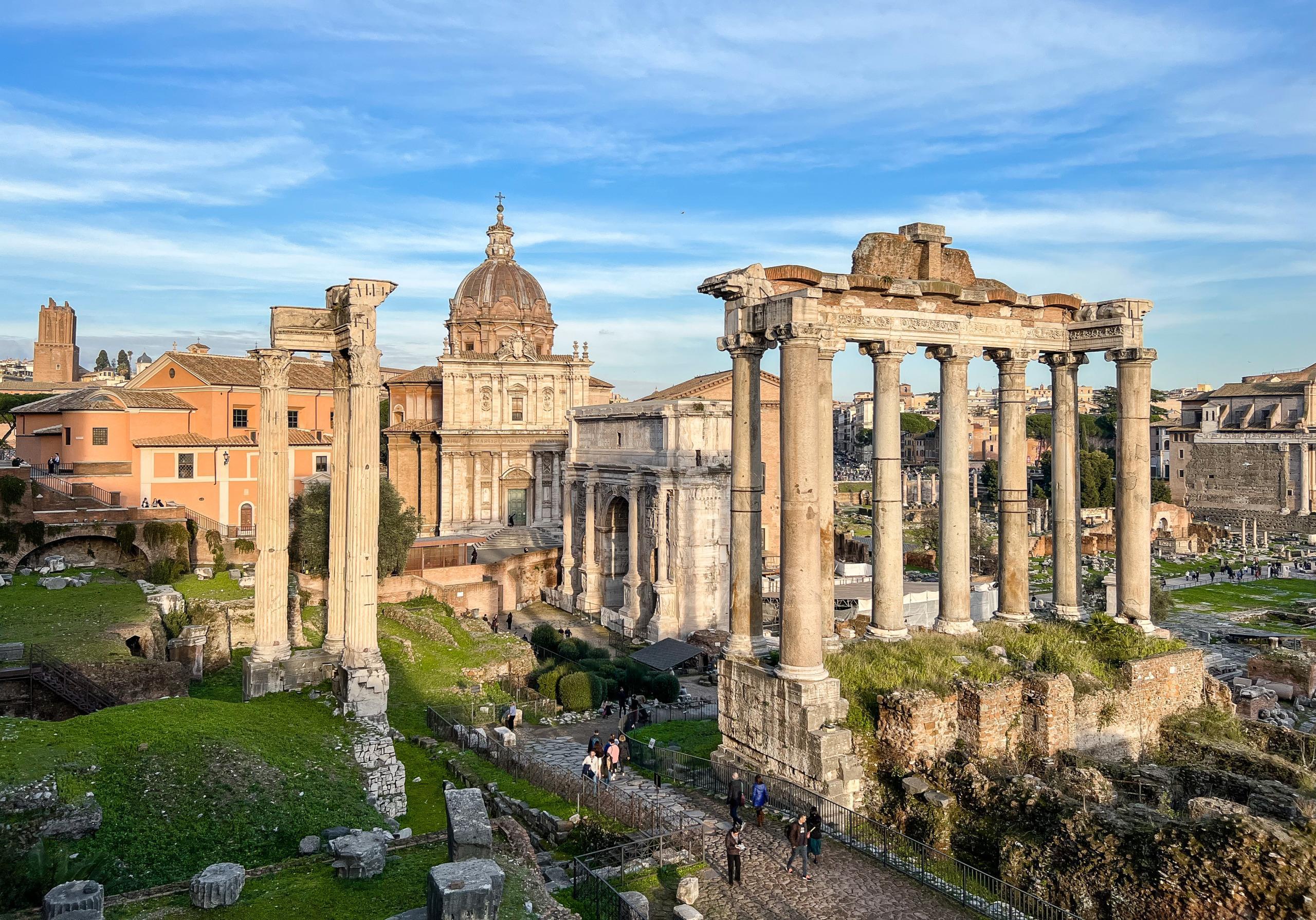 Italy in September: Is It Worth Visiting? Pros and Cons